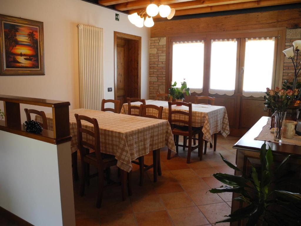 הוילה Castelcucco Agriturismo Cornolere מראה חיצוני תמונה