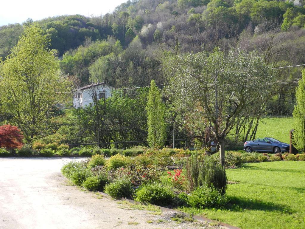 הוילה Castelcucco Agriturismo Cornolere מראה חיצוני תמונה